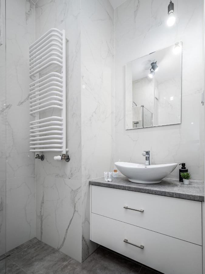 Apartament Ks Warszawa Business Prymasa Apartment ภายนอก รูปภาพ